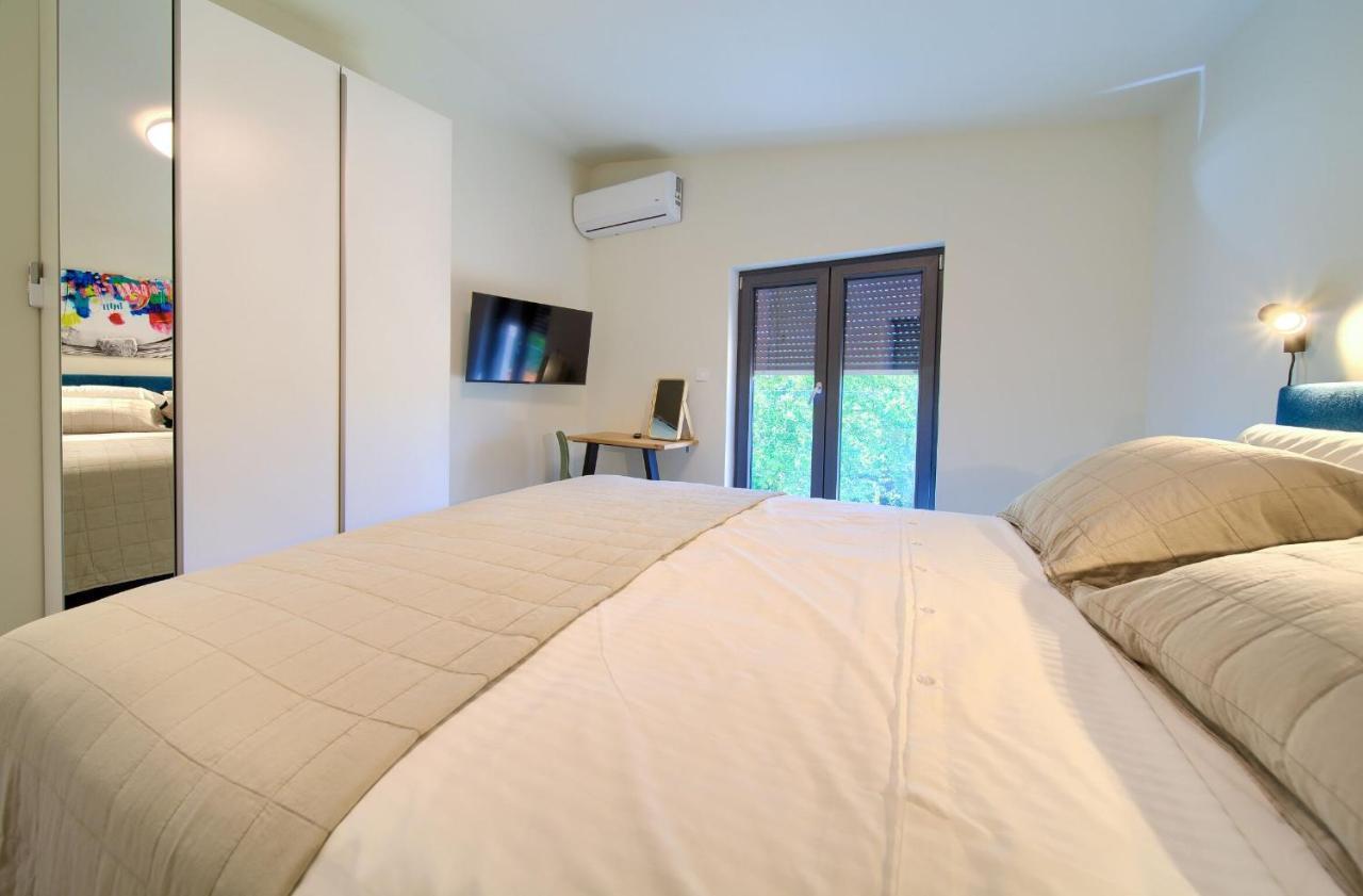 Apartments Sol Njivice Dış mekan fotoğraf